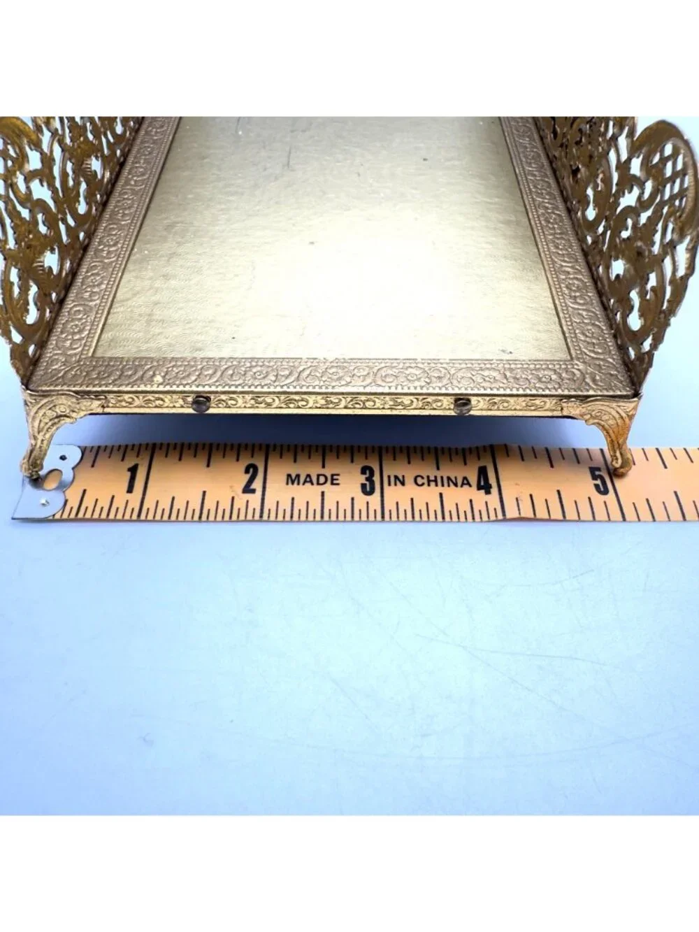 Vtg Gold Vanity Guest Towel Holder Ornate Rose Design Footed Base 9.5
